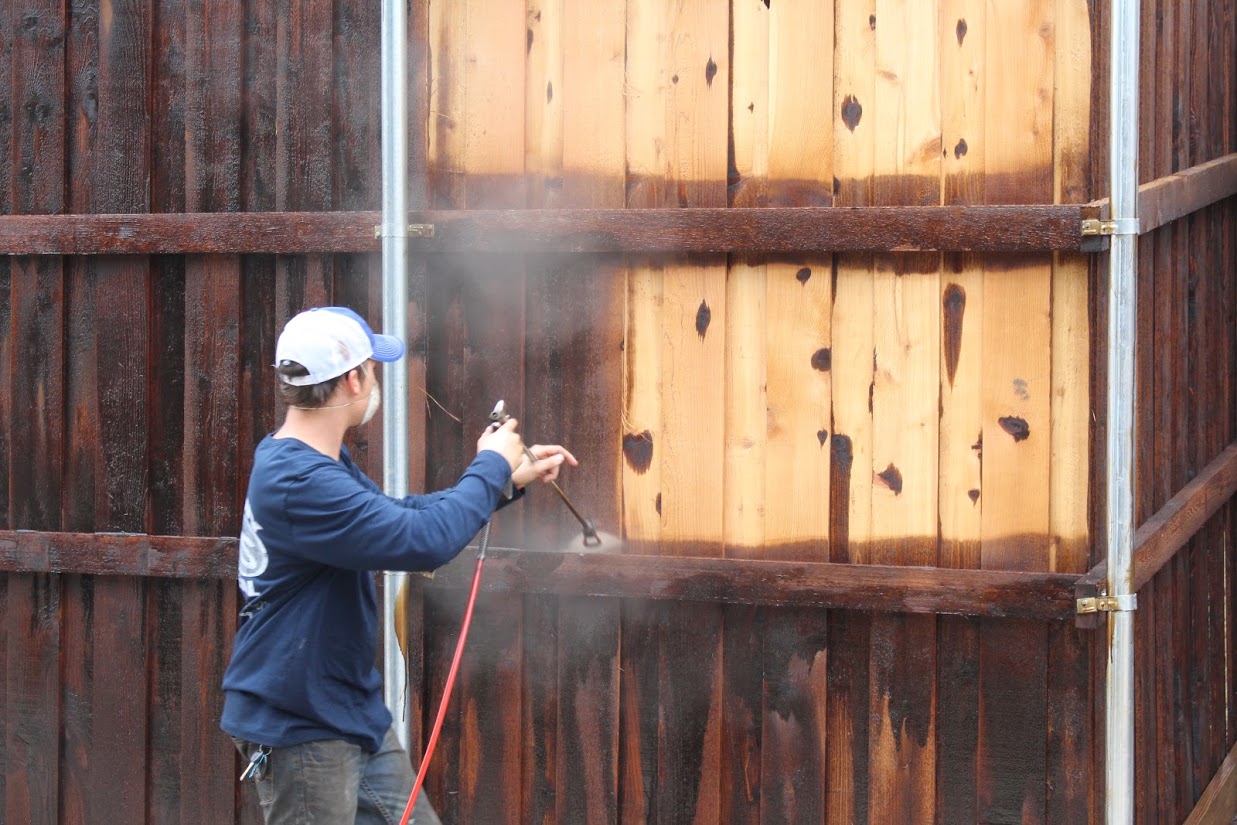 Fence Staining Murfreesboro